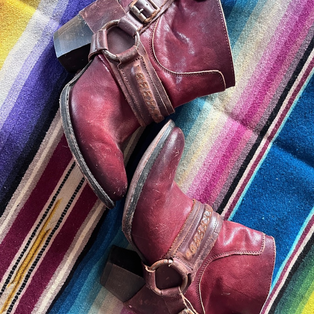 Freebird By Steven Elpso Booties - Picture 2 of 7